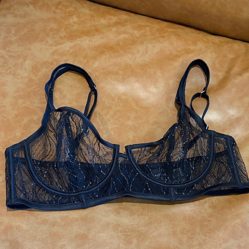Women’s Secret Elegant Black Lace Bra - Size 36B
